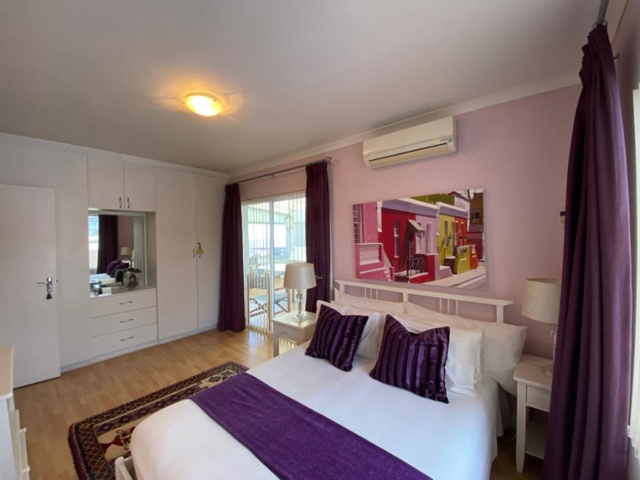 5 Bedroom Property for Sale in Sandbaai Western Cape